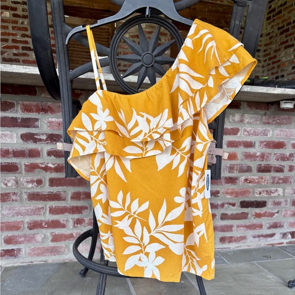 Old Navy Tops - NWT One-Shoulder Floral Ruffle Top